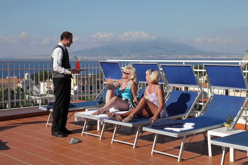 Hotel Caravel Sant'Agnello Exterior photo